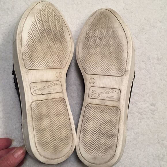 SEYCHELLES - SO NICE - LASER CUT SLIP-ON SNEAKERS - Picture 5 of 6